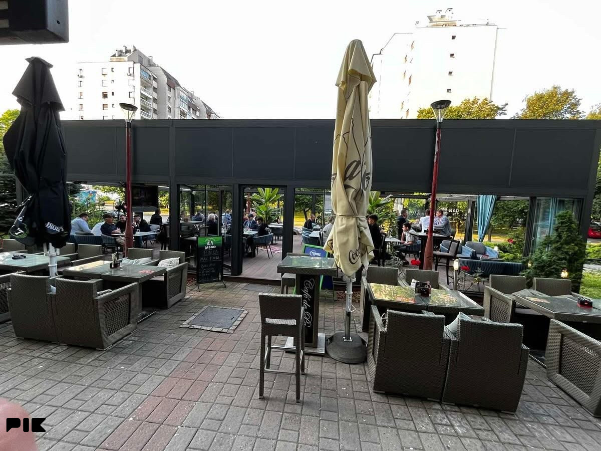 cafe De Paris 3