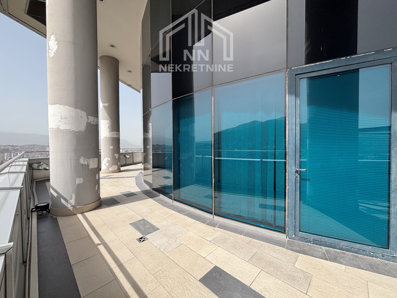 NN Nekretnine : Poslovni prostor sa terasom - Avaz Twist Tower 13