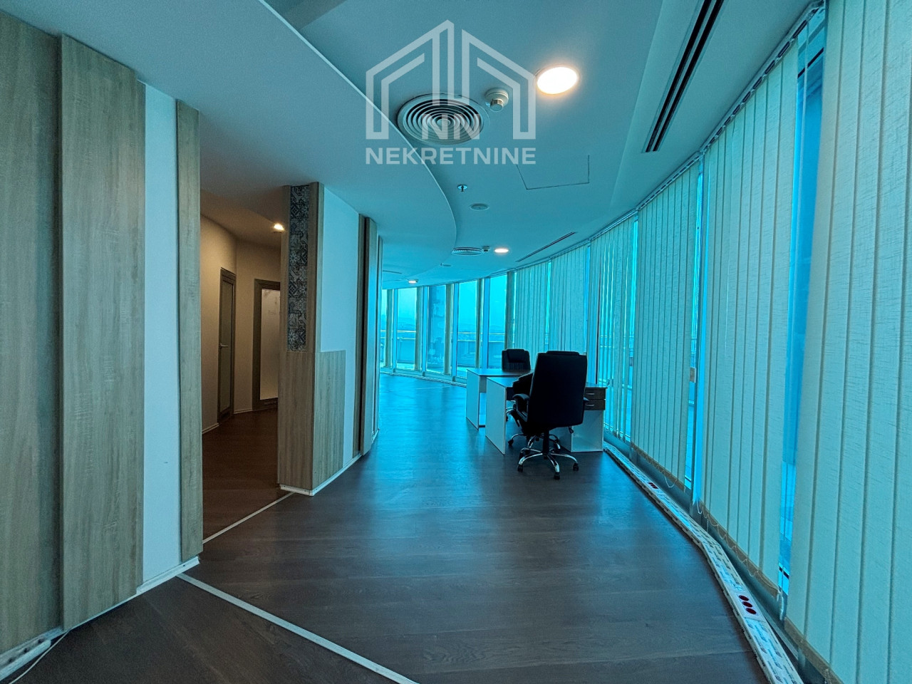 NN Nekretnine : Poslovni prostor sa terasom - Avaz Twist Tower 7
