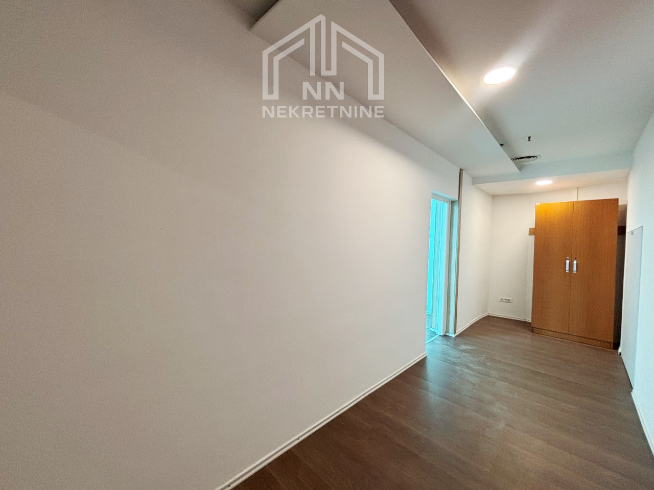 NN Nekretnine : Poslovni prostor sa terasom - Avaz Twist Tower 23