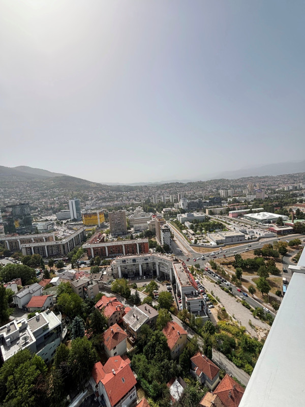NN Nekretnine : Poslovni prostor sa terasom - Avaz Twist Tower 2
