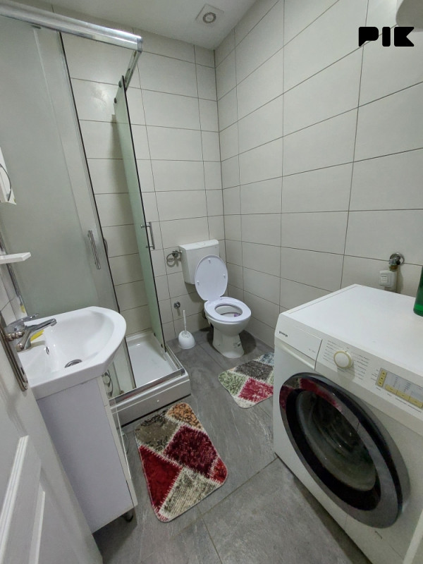 Izdajem garsonjeru centru Bijeljine 2