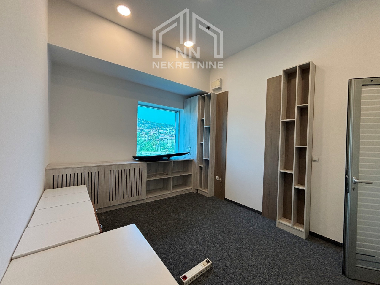 NN Nekretnine : Poslovni prostor 305m2 - Avaz Twist Tower 14