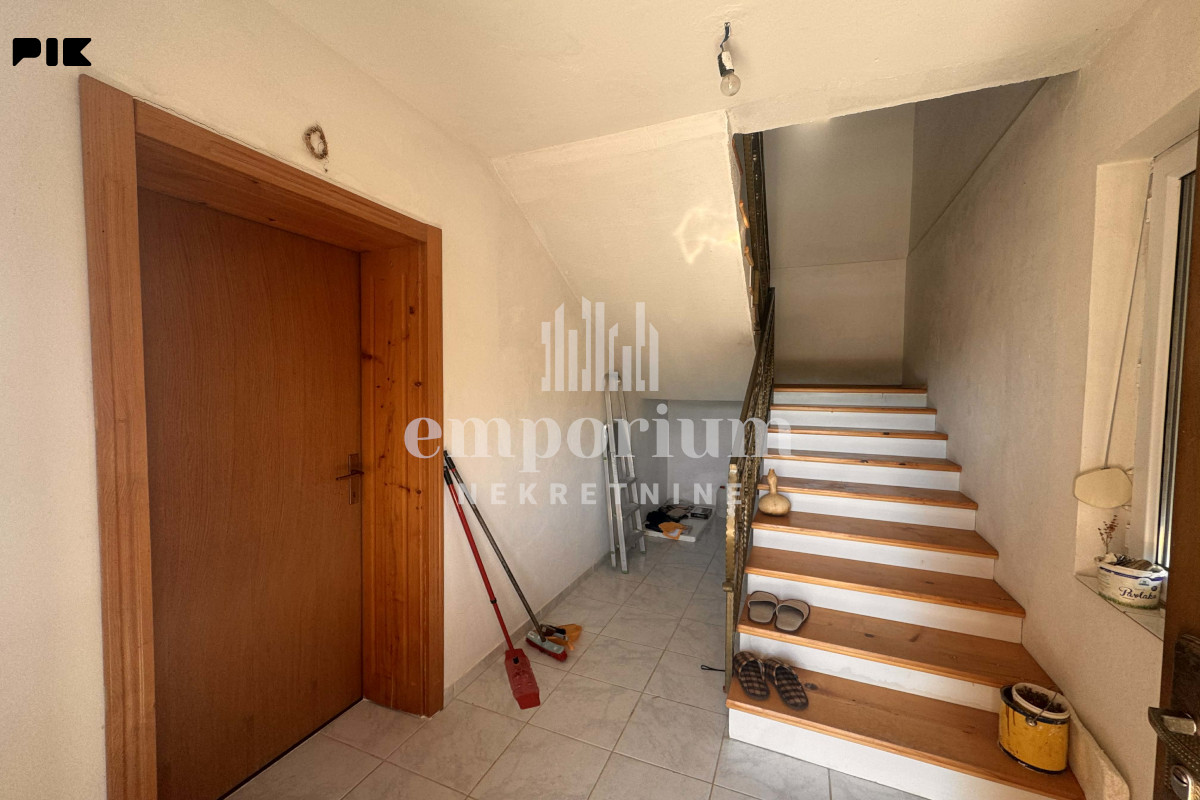Kuća Pr+1S 97m2 sa garažom i pomoćnim objektom ID:2799/BN 13