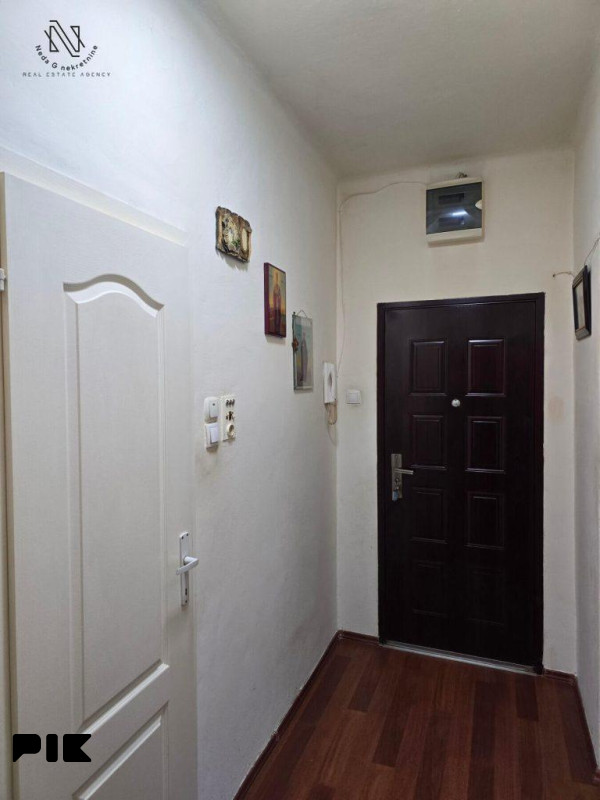 CENTAR, stan od 70m2 i garaža od 17m2 12
