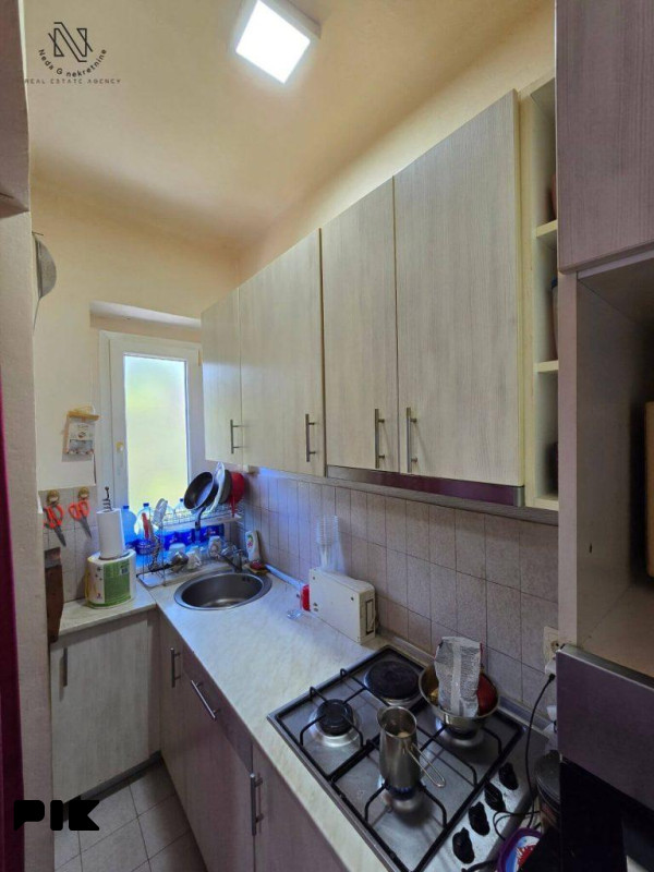 CENTAR, stan od 70m2 i garaža od 17m2 4
