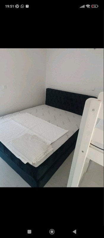 Izdajem namjesten stan Zavidovići 7