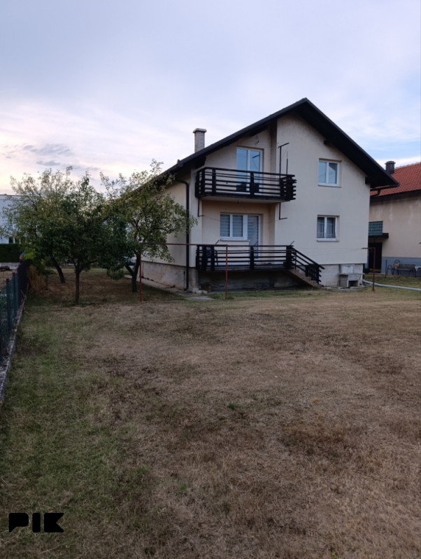 Kuća Bugojno - Hendek - parcela 648m^2 5