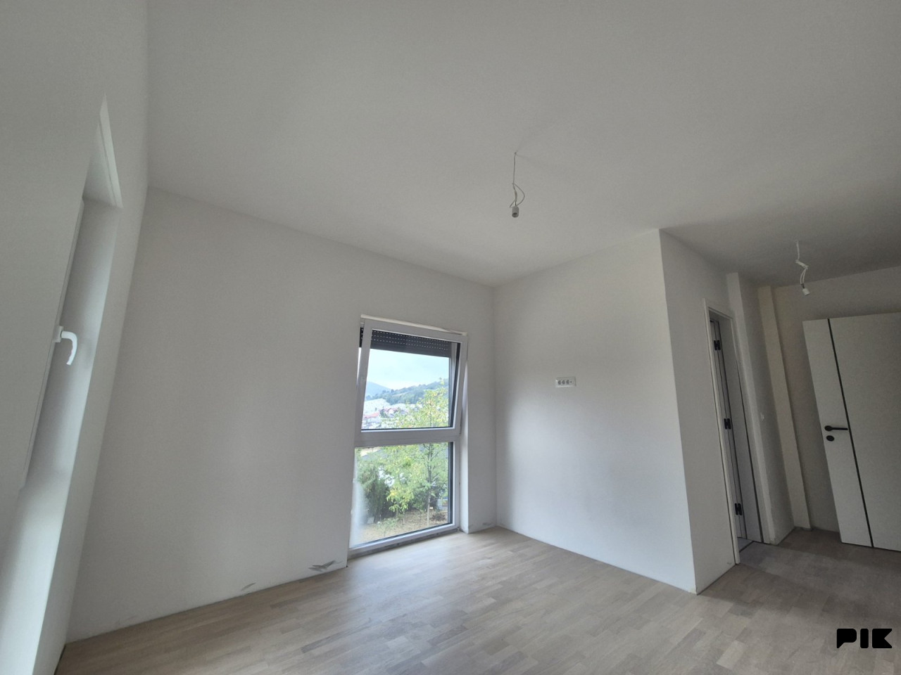 Stanovi i apartmani Sarajevo - Centar 12