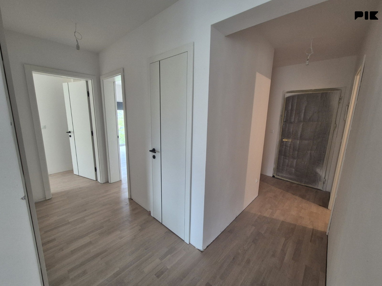 Stanovi i apartmani Sarajevo - Centar 15