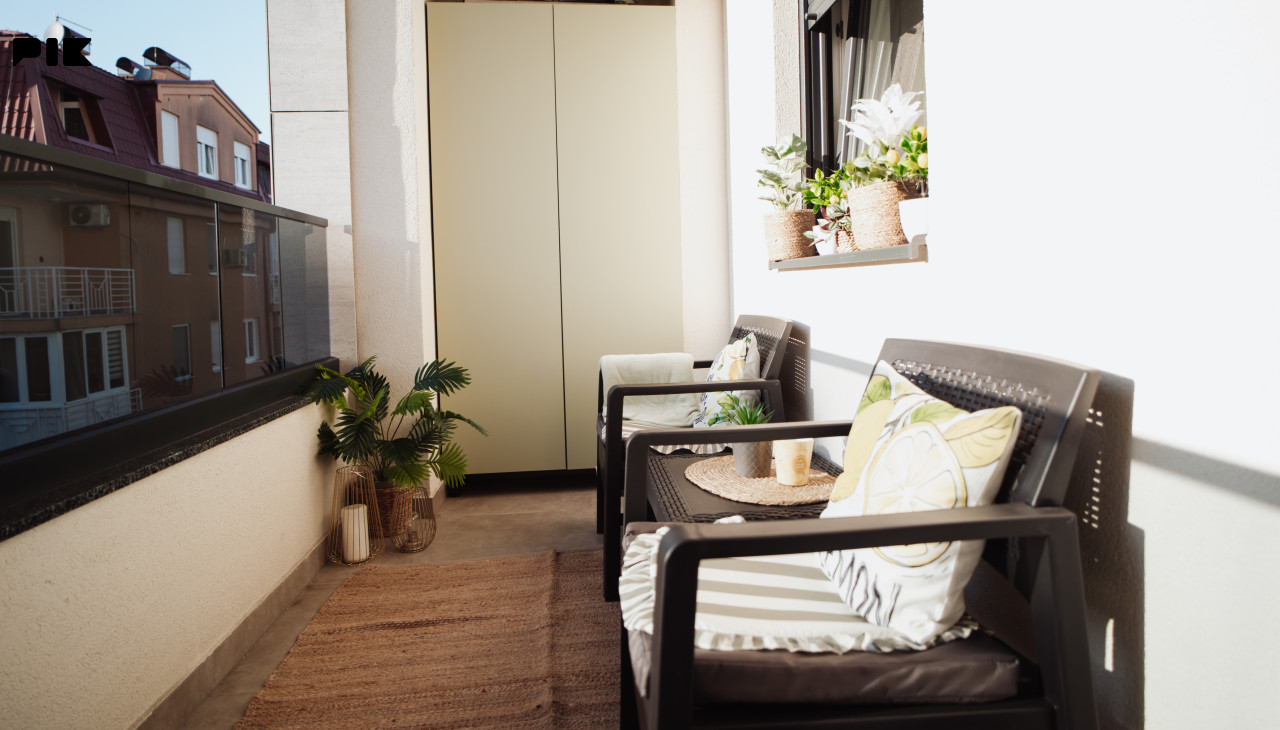 PRVI NAJAM,  Laura Lux Apartman,  garažno mjesto uključeno 11