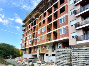 Na prodaju dvosoban stan 41,70 m2, naselje Paprikovac photo 1