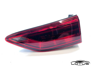 Desna štop lampa GOLF 8 19-24 UNUTRASNJA LED 5H0945094C
