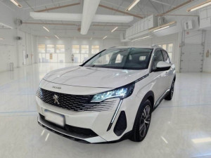 PEUGEOT 3008 1.5 "Allure Sport" LED Koža Kamera Automatik 82000km