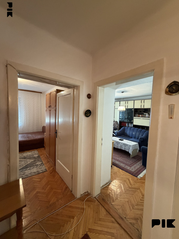 Na prodaju dvosoban stan od 68m2 5
