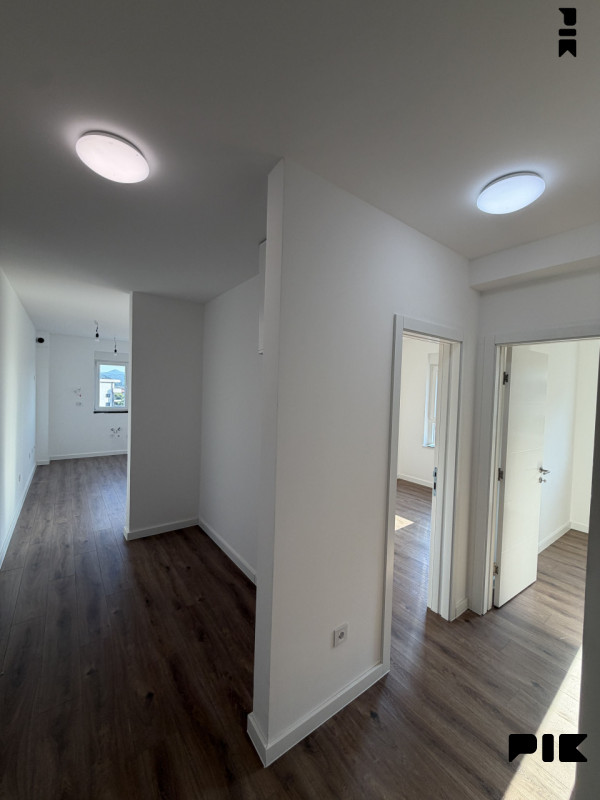 Na prodaju stan od 60m2 2
