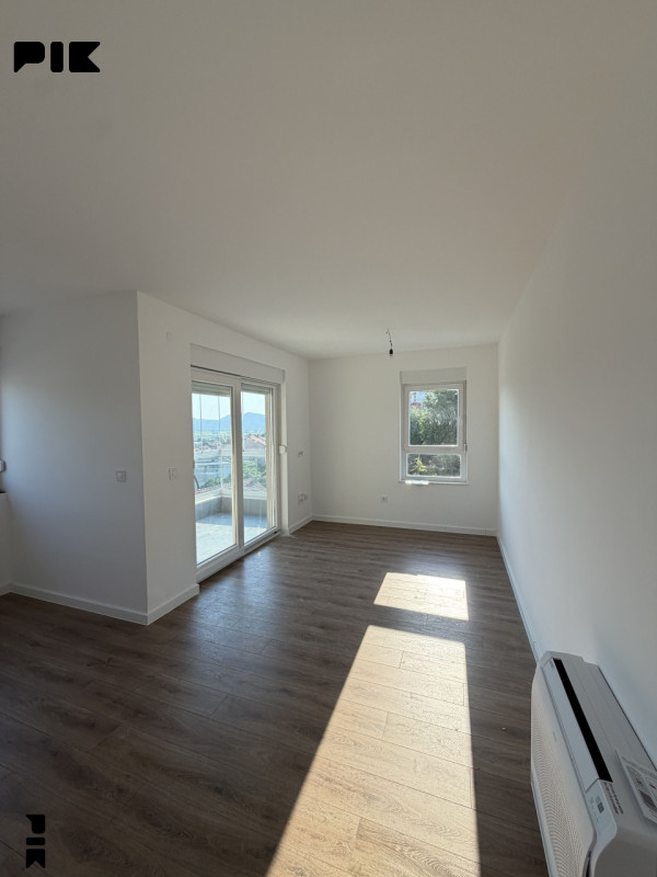 Na prodaju stan od 60m2 8