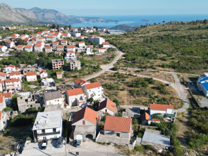 For sale, a two-story house in Ivanica, Ravno municipality photo 3