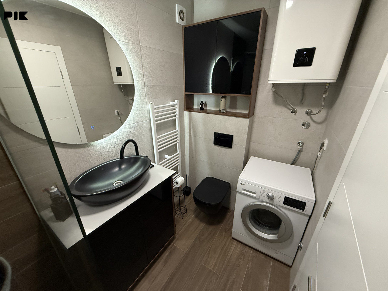 LUXUZNO opremljen stan 44m2 (novogradnja) 18