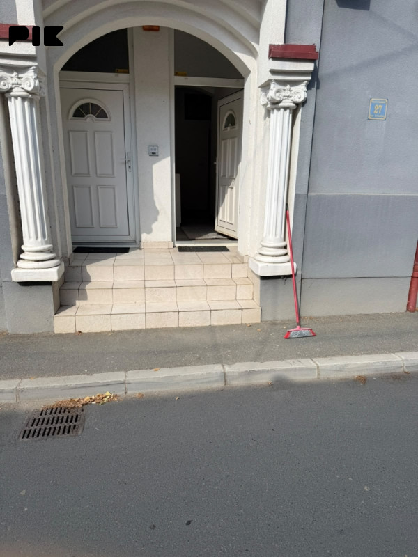 Izdavanje stan Brcko centar 6