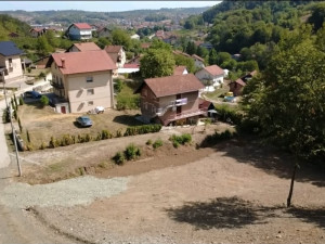 Čelinac JUG - 1703 m2 - 15 min pješke do centra