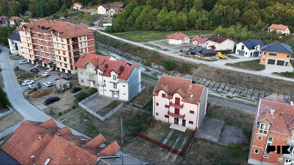 Zemljište Lopare 6