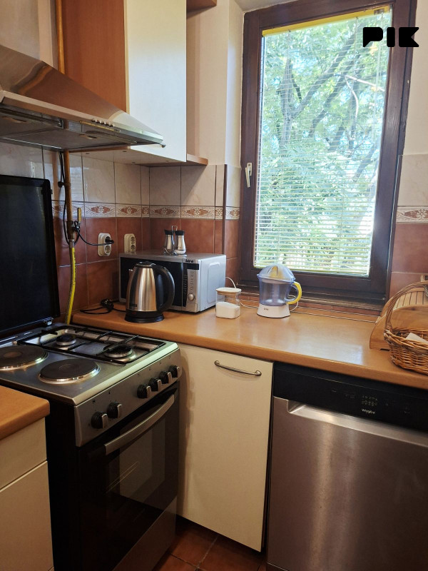 KOMFORAN I NAMJESTEN TROSOBAN STAN U CENTRU SARAJEVA 90m2 12
