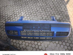 prednji branik golf 4 odlican