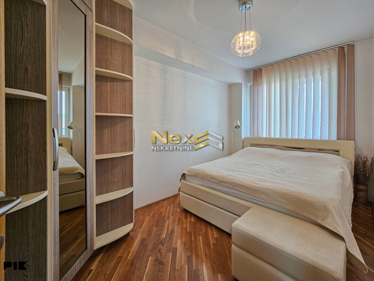 Trosoban stan sa otvorenim pogledom Tibra I/Novi Grad 65,46 m2 15