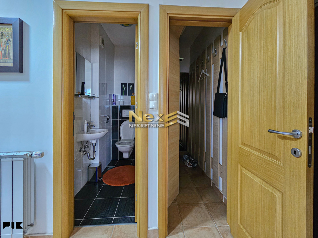 Trosoban stan sa otvorenim pogledom Tibra I/Novi Grad 65,46 m2 6