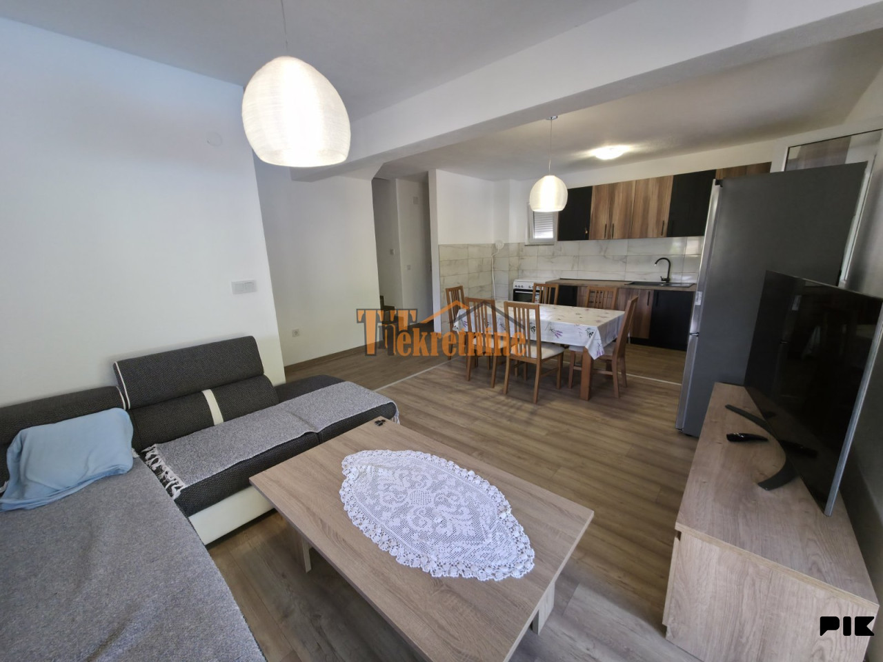 Stambeni objekat 126m2 na placu od 1079m2 - Jagare 5