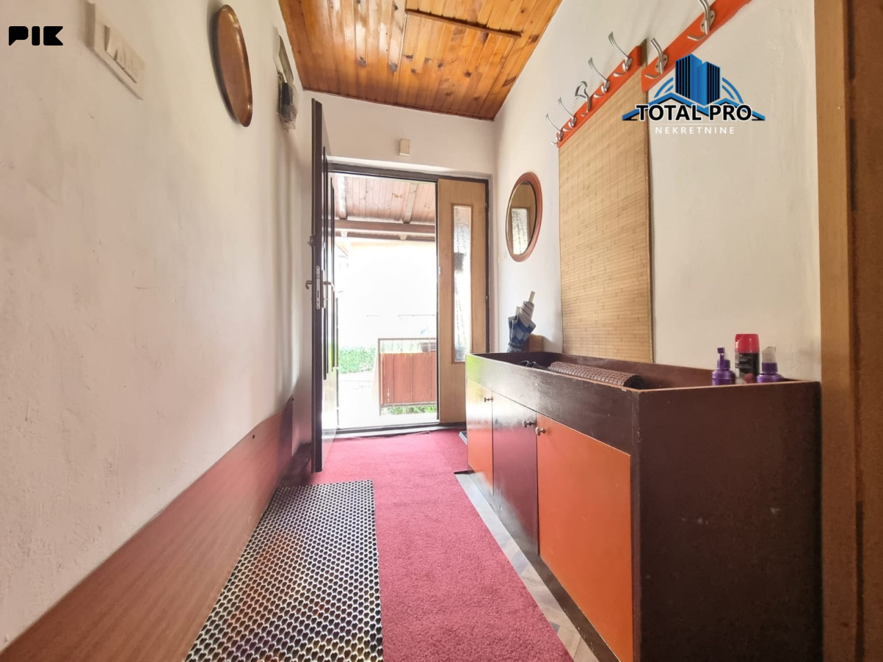 TOTAL PRO / Dvosoban stan u kući 56 m2 / Vraca 17