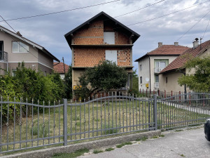Kuća sa zemljsitem 790m2 Butmir Ilidža photo 3