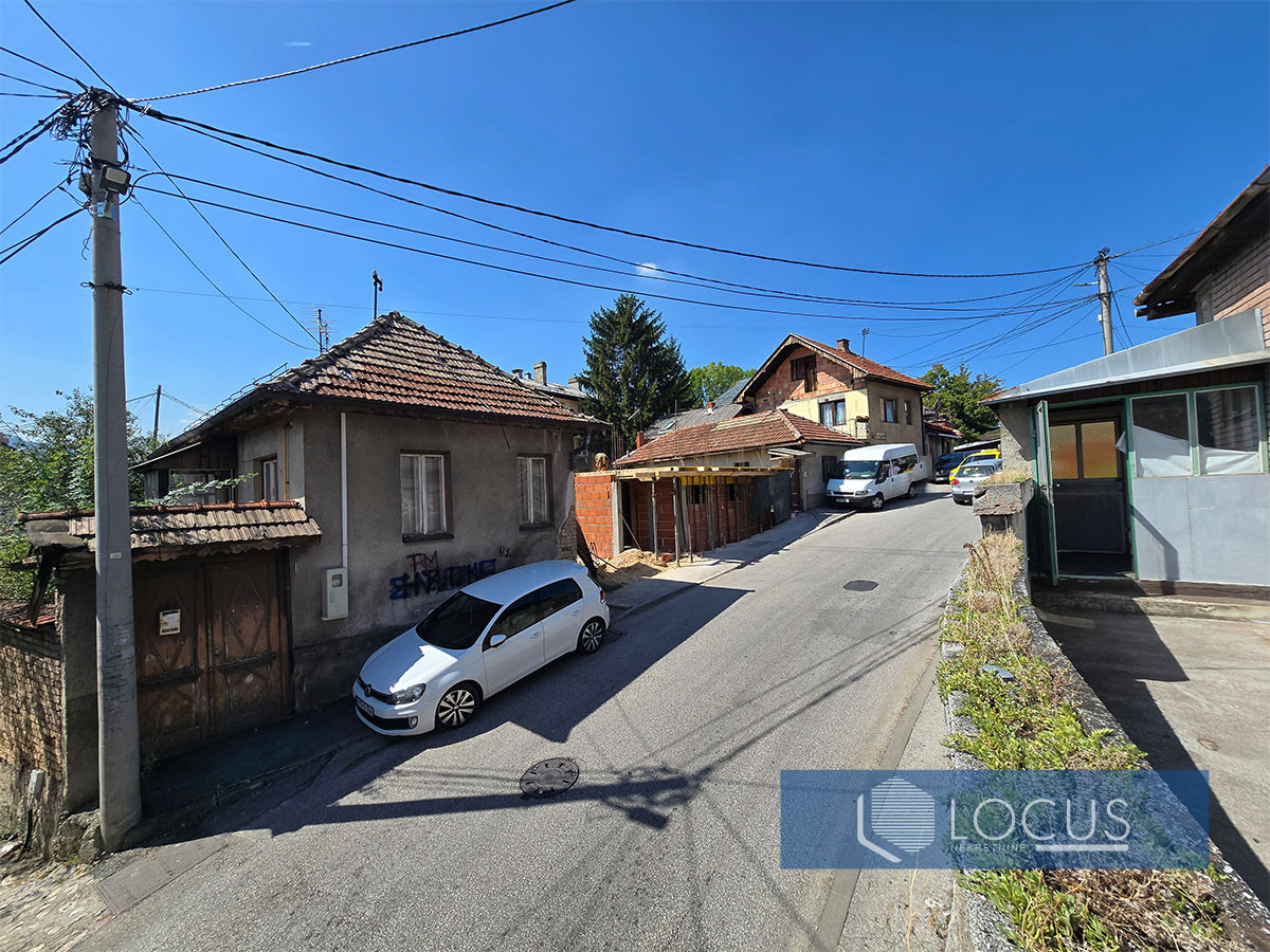 LOCUS: Kuća u izvornom stanju, Bardakčije, Centar 11