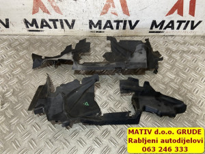 Usmjerivač zraka hladnjaka Audi A3 8V 2013 8V0121284 8