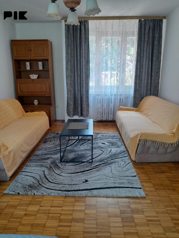 Namješten dvosoban stan u Zvorniku 60m2