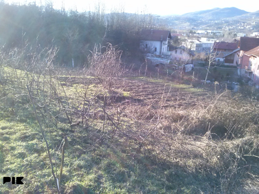 Rajlovac, Sokolje, zemljište od 3009m2 i devastirana kuća 6