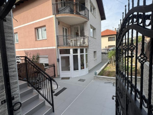 Kuća Sarajevo - Novo Sarajevo