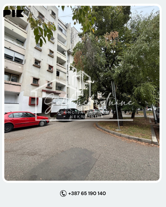Iznajmljujemo novo renoviran trosoban stan u strogom centru grada 14