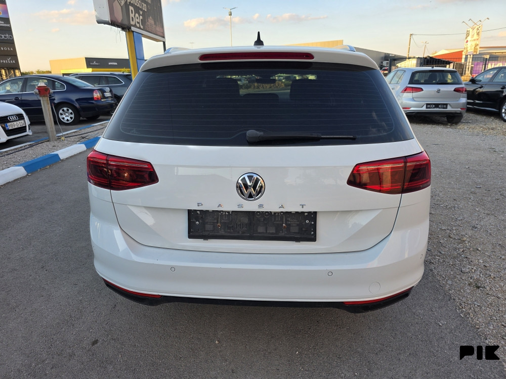 Volkswagen Passat 8 1.6 TDI DSG 2019G FACELIFT 065 007 017