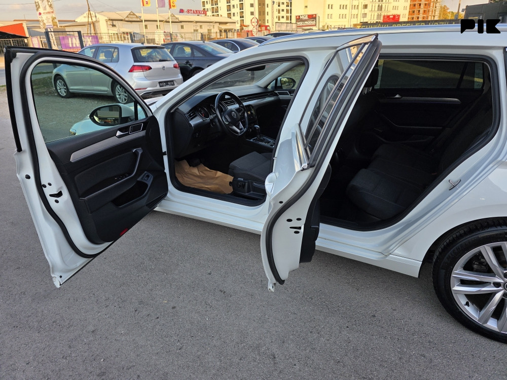 Volkswagen Passat 8 1.6 TDI DSG 2019G FACELIFT 065 007 017