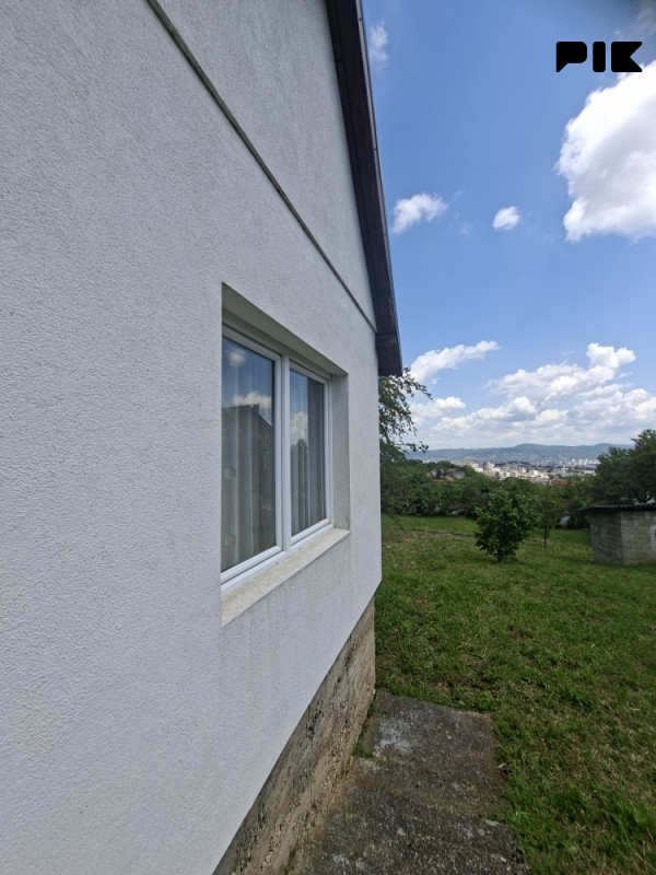 Kuća sa prostranim placem 1000 m2, Hisete, BL 15