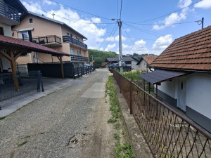 Kuća sa prostranim placem 1000 m2, Hisete, BL photo 2
