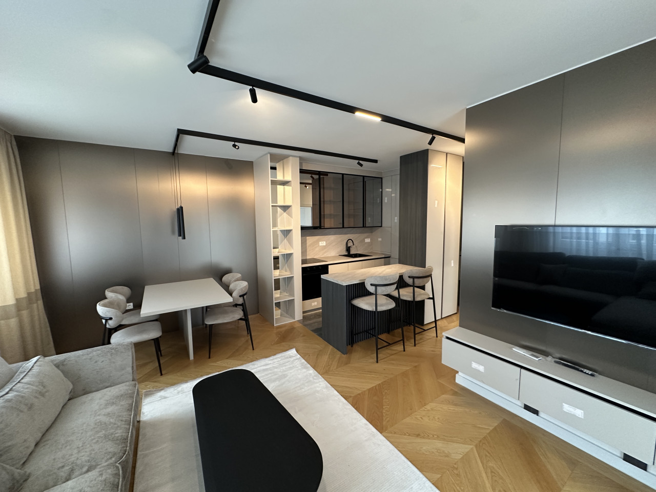LUX trosoban stan za najam - 56 m2 5