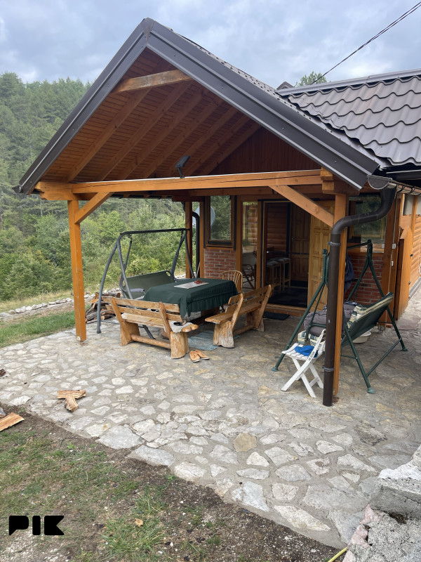Vikendica Rogatica