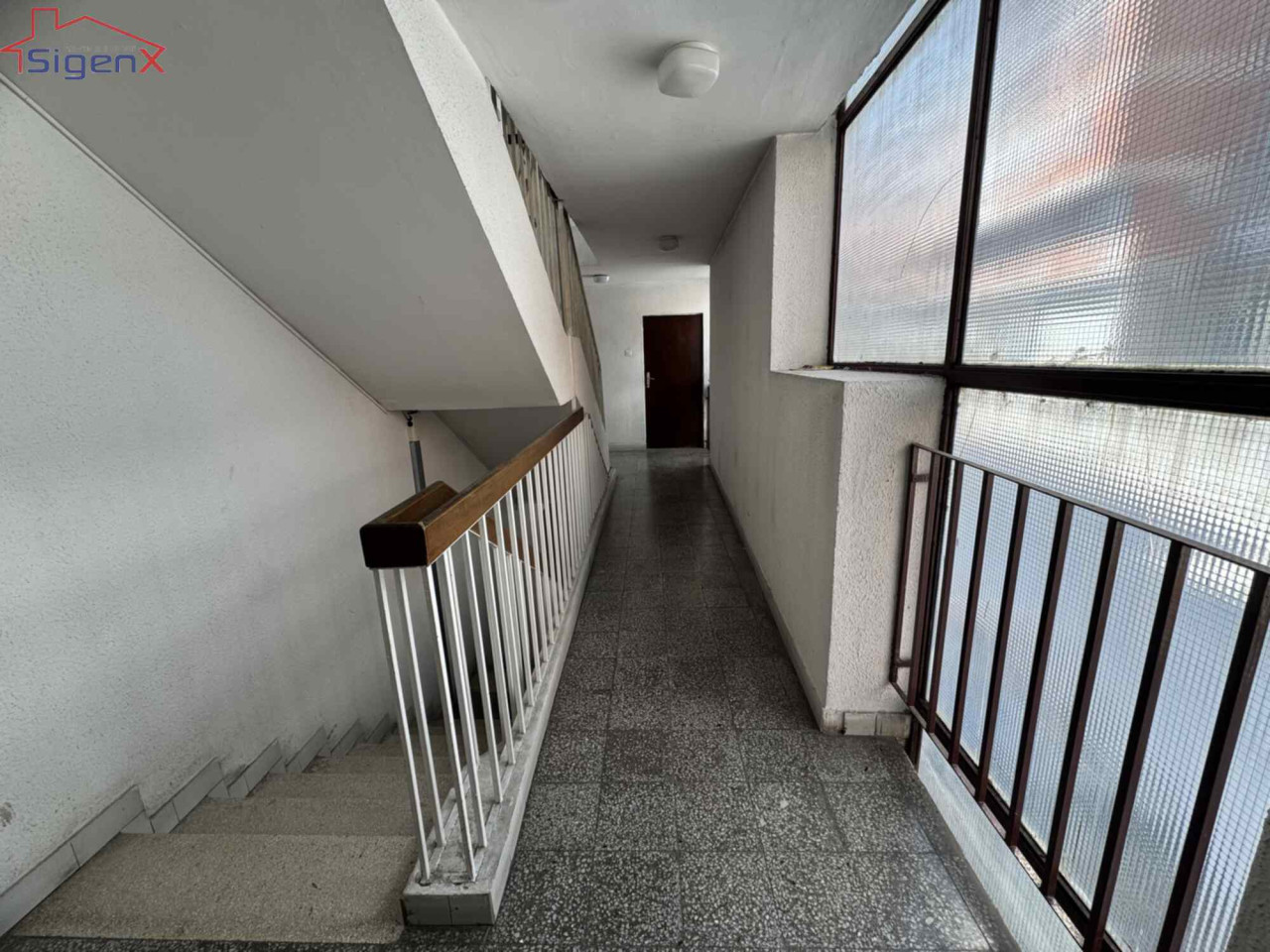 CIGLANE/ČETVEROSOBAN STAN/CENTAR/OSUNČAN/BALKON 7m2/2.sprat/88m2 17