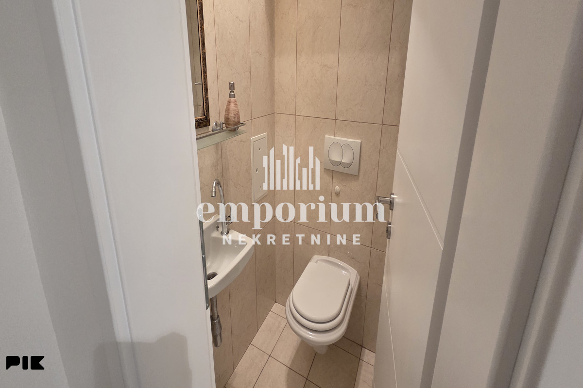 Kompletno renoviran i namješten trosoban stan ID:2804/IP 13