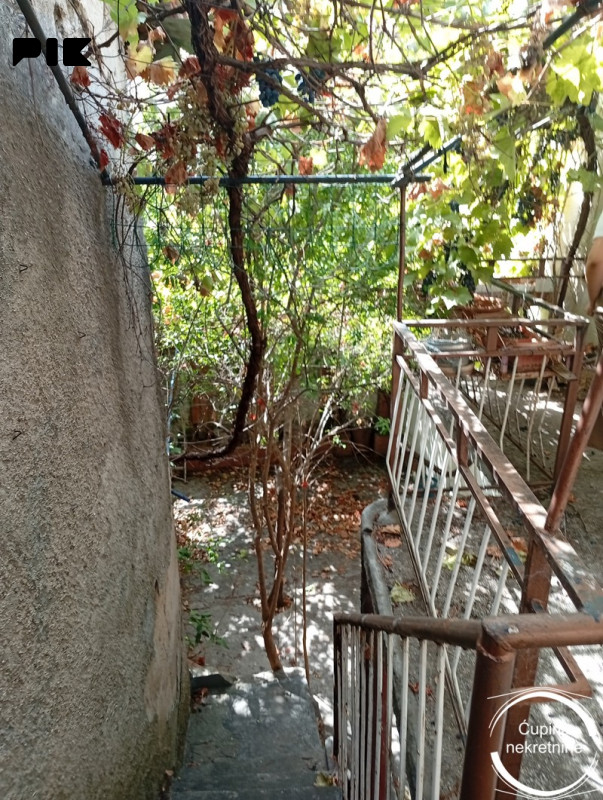 Sprat kuće na Luci, Mostar 10