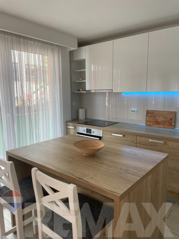 Odličan trosoban stan | Strogi centar | Parking mjesto| Renoviran 5