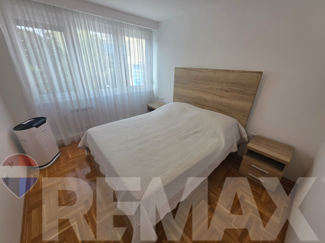 Odličan trosoban stan | Strogi centar | Parking mjesto| Renoviran 8